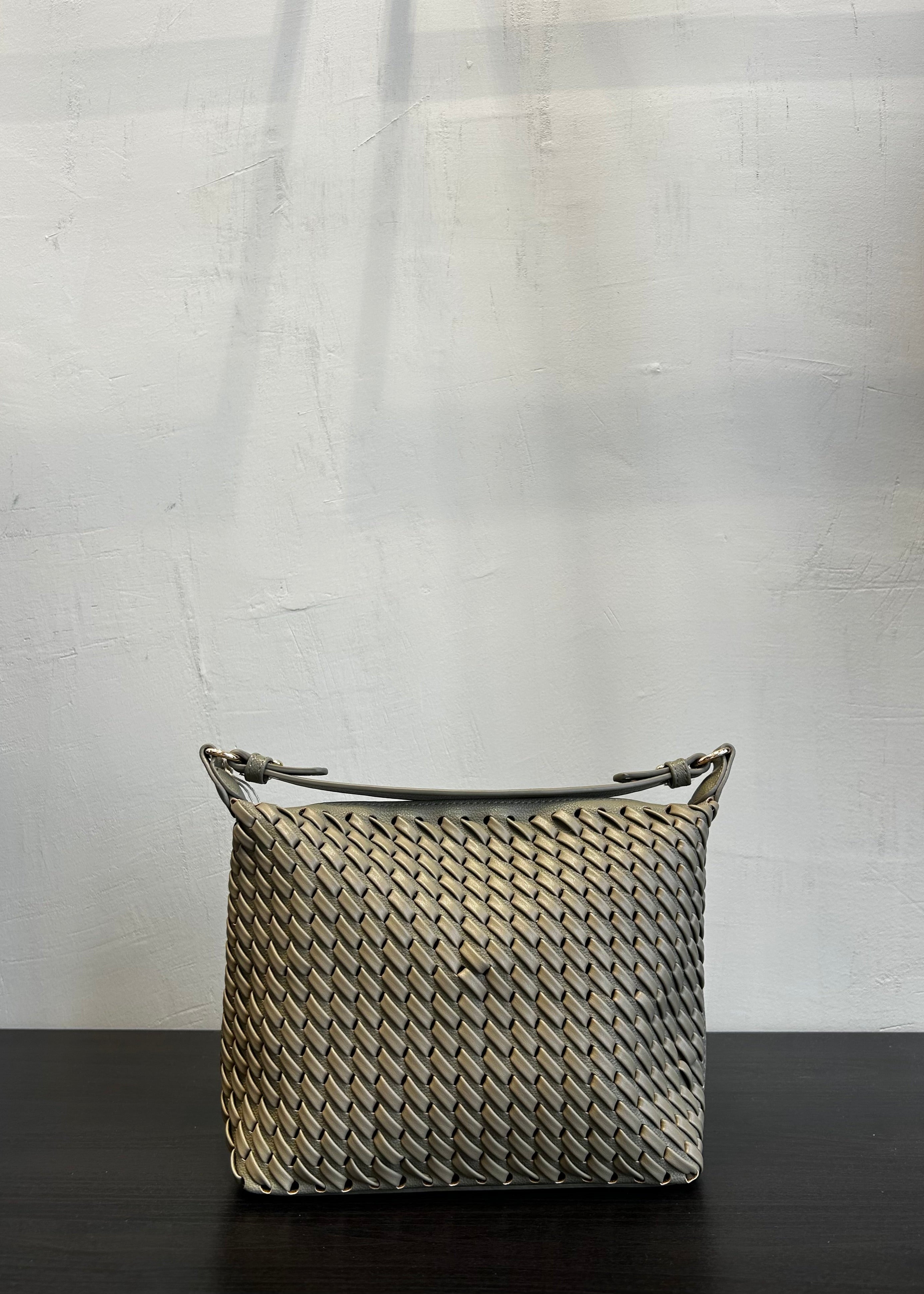 Bolso de Hombro con Textura Tejida